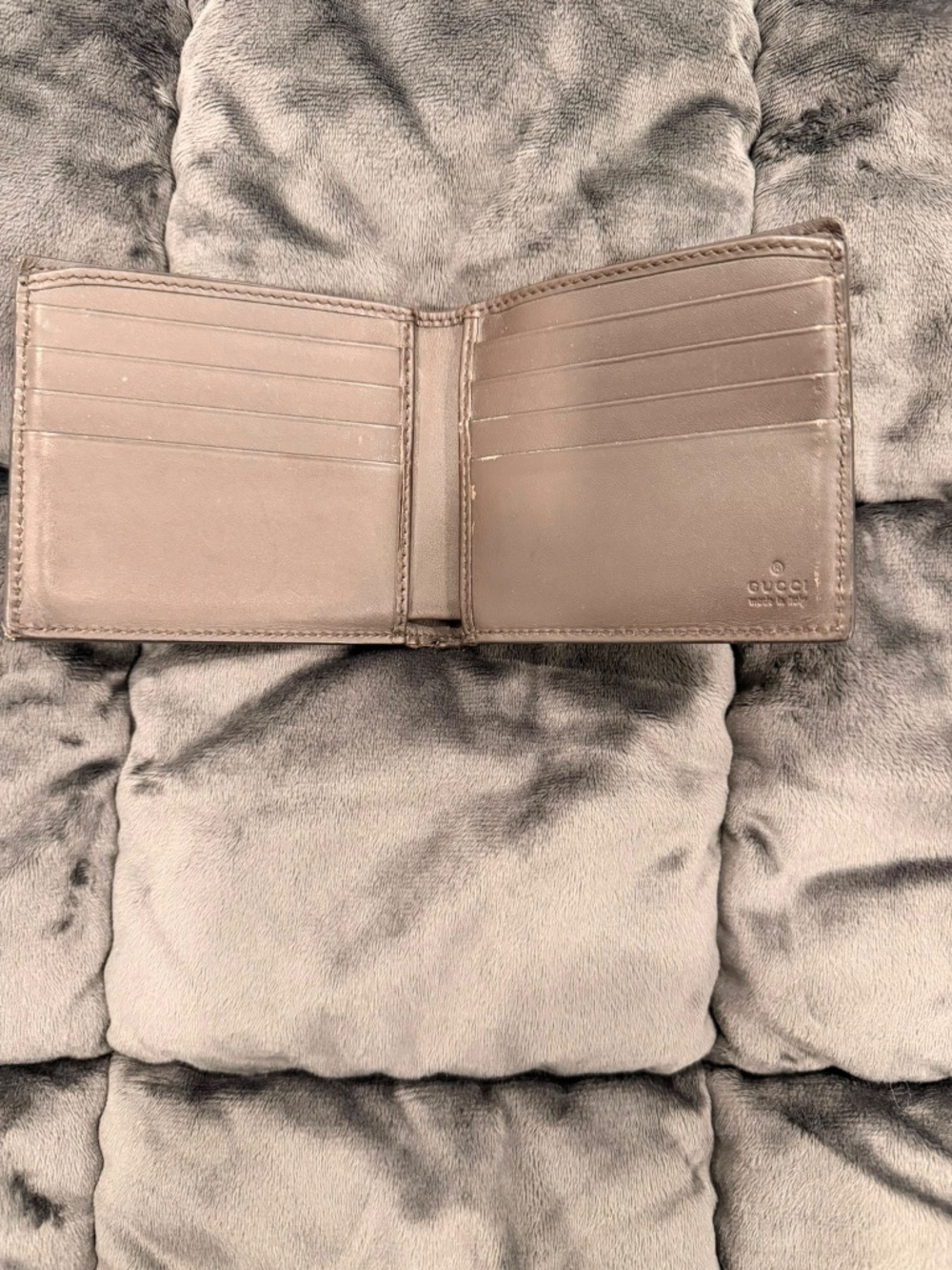 Gucci Bifold Wallet - Picture 3 of 5